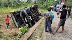 Bus Wisata Terguling  di Lereng Merapi Boyolali, Lima Penumpang Terluka