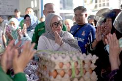 Kios Pak Rahman Ala Ketapang, Sediakan Pangan Murah Jaga Harga Tetap Stabil