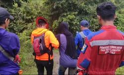 Pendakian Berujung Penyelamatan: Leli Diselamatkan Tim SAR