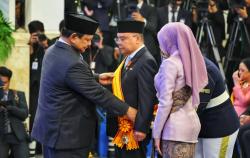 Prabowo Anugerahkan Tanda Jasa untuk 141 Tokoh, Sufmi Dasco Ahmad Terima Bintang Kehormatan