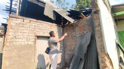 Terbaring Sakit di Rumah Rusak, Karna Kini Hidup Sebatang Kara usai Ditinggal Istri