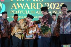 Beri Dukungan Penguatan Fungsi Penyuluh Agam, Pemkab Mojokerto Diganjar Penghargaan Kemenag RI