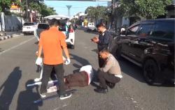Peristiwa Hari Ini, Pengendara Motor di Ponorogo Tergeletak Usai Tabrak Mobil