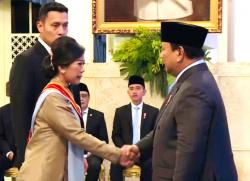 Presiden Prabowo Anugerahkan Bintang Mahaputera Utama untuk Menkomdigi Meutya Hafid