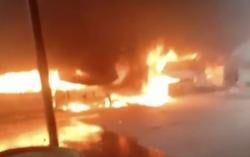 Breaking News: Kebakaran Hebat  5 Kios Buah di Pasar Sentral Wonomulyo, 1 Korban Jiwa