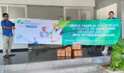 Peduli K3, Pekerja Dibantu Alat Pelindung Diri 