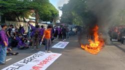 Langkah Revolusi Picu Kericuhan! Mahasiswa dan Polisi Saling Dorong di Bogor