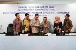 Belanja Generasi Muda Dongkrak Ekonomi RI, Mandiri Prediksi Tumbuh 5% di 2025