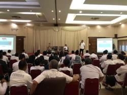 DPMD Karawang Bekali Kepala Desa dengan Pelatihan Pengelolaan Keuangan Transparan