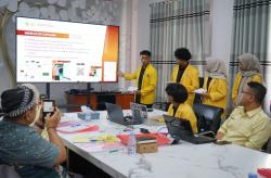 Bappeda dan Disbudpar Pemkab Bojonegoro Uji Laporan KKN-TK Unigoro
