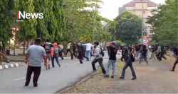 Bentrokan Dua Fakultas di UIN Alauddin Makassar, Sejumlah Kaca Gedung Kampus Pecah