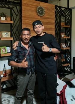 Jackson Zeran 'Tabola Bale' Meriahkan HUT KSP Mandiri Budi Artha ke-15 di Alor