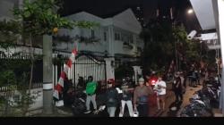 Setelah Ahmad Sahroni, Kini Kediaman Eko Patrio Jadi Sasaran Amukan Massa