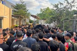 Tolak Autopsi, Keluarga Minta Usut Kematian Mahasiswa Amikom Rheza Sendy yang Meninggal Usai Demo