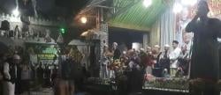 Rezeki Nomplok! Hadiri Maulid Nabi, 2 Warga Pandeglang Ini Langsung dapat Tiket Umrah Gratis