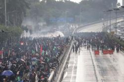 Dari Joget di Ruang Sidang hingga Demo Ricuh: Sorotan Publik ke DPR RI Semakin Tajam