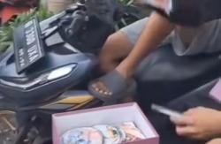 Video Porno dan Alat Bantu Seks Ditemukan Warga di Rumah Ahmad Sahroni saat Penjarahan  