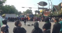 Blokade Pertigaan Ciganea, Ini Tuntutan Mahasiswa Purwakarta
