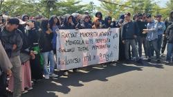 Demo Mahasiswa di Gowa Desak Pergantian Anggota DPR hingga Copot Sri Mulyani