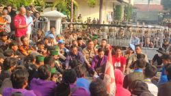 Mahasiswa Ciamis Gelar Sidang Rakyat Jalanan, Bupati Herdiat Ajak Warga Jaga Kondusivitas