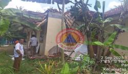 Atap Puskesmas Pembantu Wilayah Subang Ambruk, Ruang Bersalin Ikut Rusak
