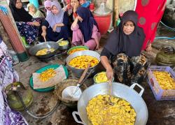 Kisah Inspiratif! Ketika Semangat Gotong Royong Emak-emak Mengubah Pisang Menjadi Harapan Ekonomi