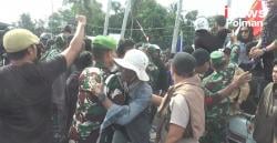 Prajurit TNI Dipeluk Warga, Gambaran Kedekatan TNI-Rakyat di Aksi Damai Polman