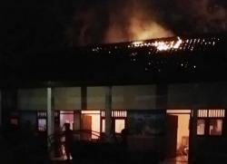 Bangunan Kantor Dan Tiga Atap Ruangan MI Abdurrohman Kemiri Gubug Terbakar, Kerugian Rp20 Juta