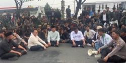 Ratusan Mahasiswa Kepung Polda dan DPRD Banten, Tuntut Reformasi Polri hingga Konflik Agraria