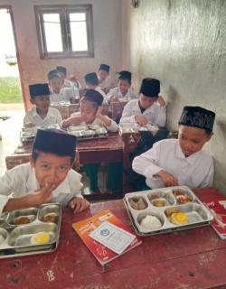 Dinkes Lebak Awasi Dapur SPPG, Pastikan Makanan Program MBG Aman untuk Anak Sekolah