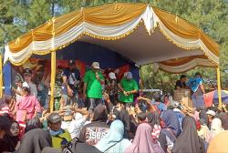 Membludak, Jalan Santai di Desa Bayeman Di Luar Ekspektasi Panitia