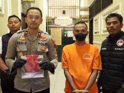 Satresnarkoba Polres Kebumen Tangkap Sopir Bus Pengguna Sabu di Simpang Kedungbener
