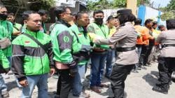 Polres Sragen Distribusikan 1,1 Ton Beras untuk Ojol di Tiga Base Camp