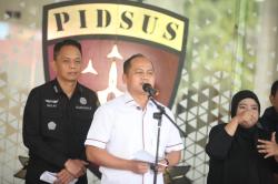 BREAKING NEWS Kejagung Tetapkan Nadiem Makarim Tersangka Dugaan Korupsi Chromebook