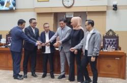 SAH! Politisi Sulsel Rusdi Masse Gantikan Ahmad Sahroni Jadi Wakil Ketua Komisi III DPR RI