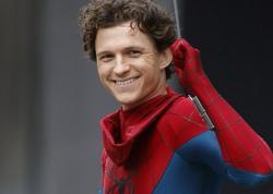 Tom Holland Berjuangan Hidup Melawan ADHD dan Disleksia