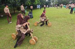 Ratusan Siswa Asyik Ikuti Permainan Tradisional Saat Education Expo#2 Al Irsyad 