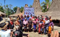 Sabana Sumba, Surga yang Terancam Api dan Konversi Lahan