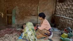 Kisah Pilu Nenek Rumi, Hidup di Rumah Nyaris Roboh Sambil Rawat 2 Anak yang Sakit
