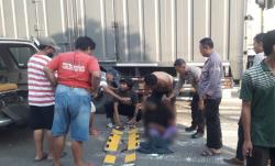 Berhenti di Lampu Merah, Dua Motor di Babat Diseruduk Truk Dari Belakang