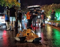 Pria Tewas Tertabrak Truk Box Tronton di Palangka Raya, Diduga Sengaja Lompat ke Jalan