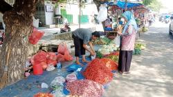 Warga Cilegon Keluhkan Harga Jual Cabe Meroket: 