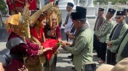Ratusan Perantau Minang Pulang Kampung, Gelar Wisata Adat Manyilau di Bukittinggi