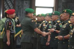 Sertijab Pangdam XVII/Cenderawasih, Mayjen TNI Amrin Ibrahim Resmi Emban Amanah