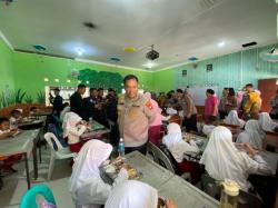 Program Makan Bergizi Gratis, Kapolda Kepri Turun Langsung ke SDN 001 Nongsa