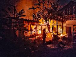 Kebakaran Rumah Penjaga TPA di Barito Selatan, Api Diduga Berasal dari Samping Kamar