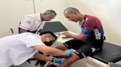 Tour de NTT: Ini Kronologis Rider Asal Malaysia Terjungkal di Tikungan Ekstrem Kaenbaun TTU