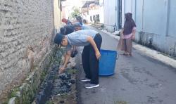Warga Purwakarta Kompak Bersihkan Lingkungan Cegah Penyakit Musim Penghujan