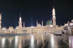 Ledakan Misterius Guncang Madinah, Bola Api Melintas di Langit Dekat Masjid Nabawi