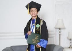 Yudi Sipriadi, Pemuda Lombok Barat Raih Predikat Tahfidz 30 Juz di Wisuda IIQ An Nur Yogyakarta